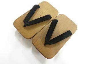 未使用品　男物　桐下駄(23.5センチ)